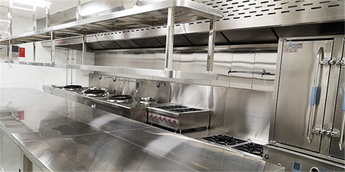 根據(jù)餐飲業(yè)需求，商用廚房設(shè)計配置很重要